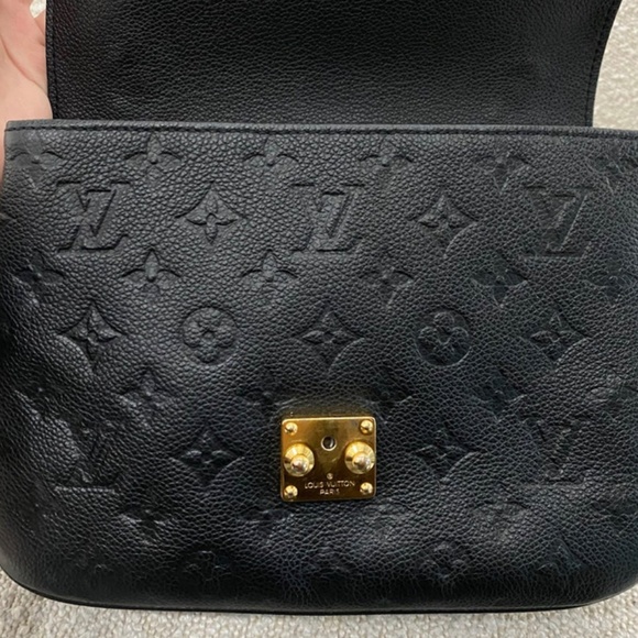 Authentic Pre-Owned Louis Vuitton Pochette Métis Black - Picture 13 of 16